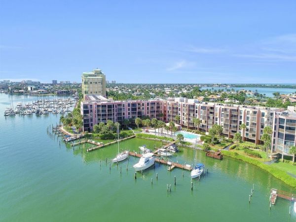 Marco Island Condo 1010831