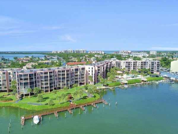 Marco Island Condo 1010831