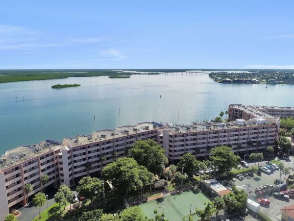 Marco Island Condo 1010831