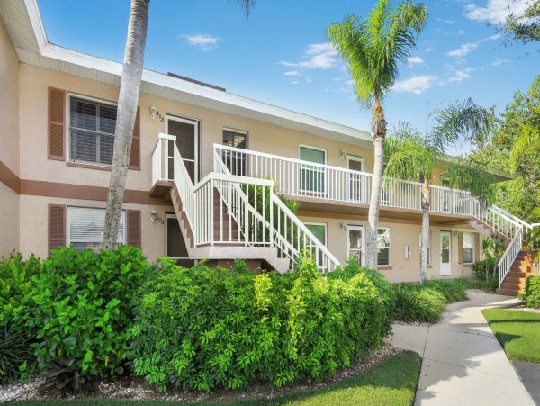 Naples Waterfront Two Bedroom Vacation Condo
