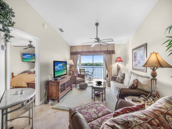 Naples Waterfront Two Bedroom Vacation Condo