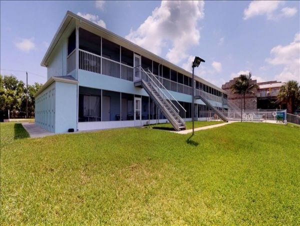 Naples Condo 1010836