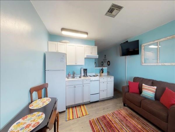 Naples Condo 1010836