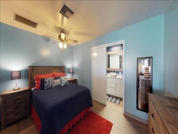 Naples Condo 1010836