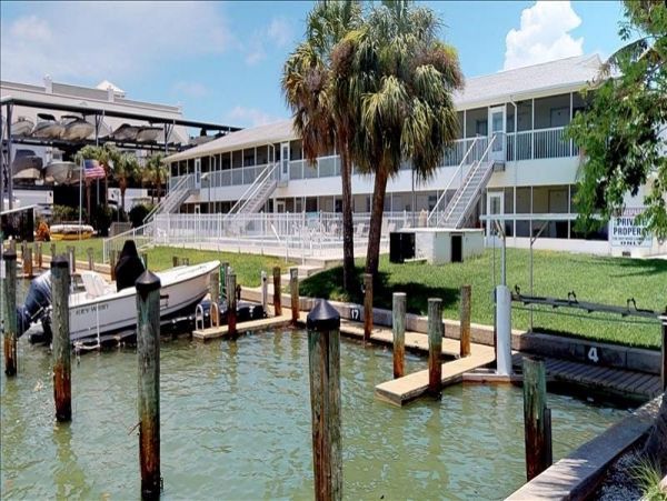Naples Condo 1010837