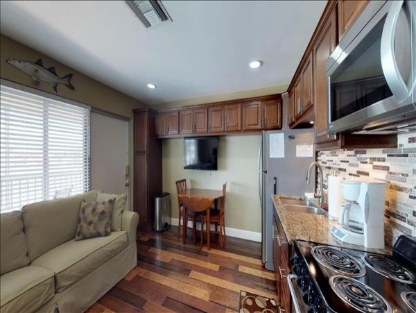 Naples Condo 1010837