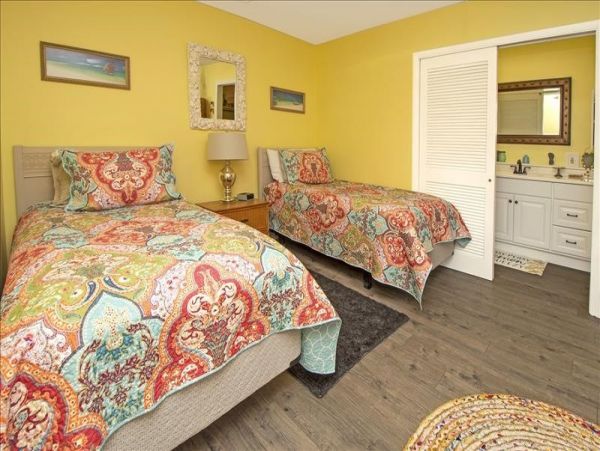 Naples Condo 1010838