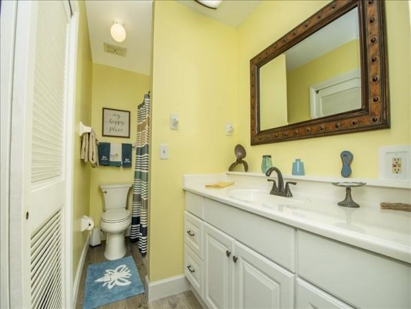 Naples Condo 1010838