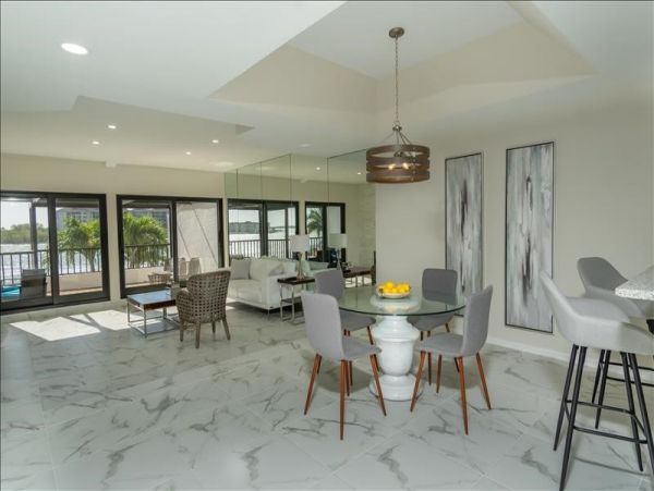 Naples Condo 1010840