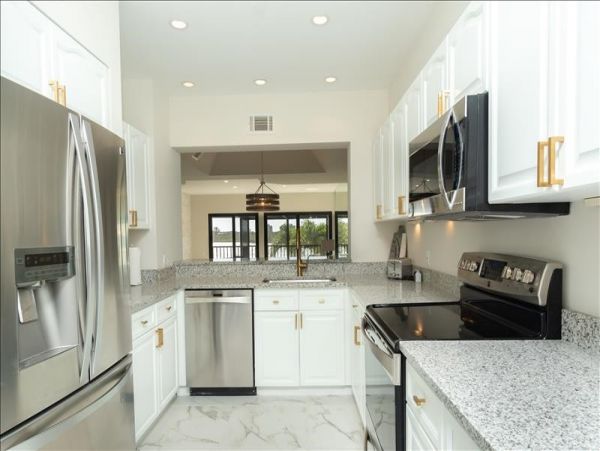 Naples Condo 1010840