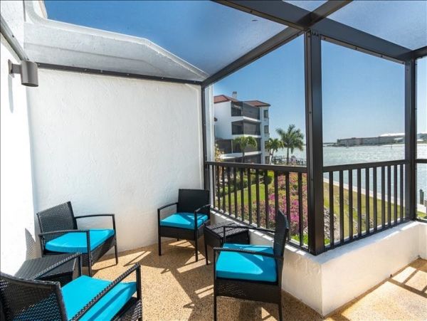 Naples Condo 1010840