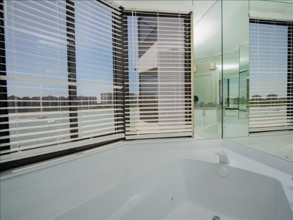 Naples Condo 1010840