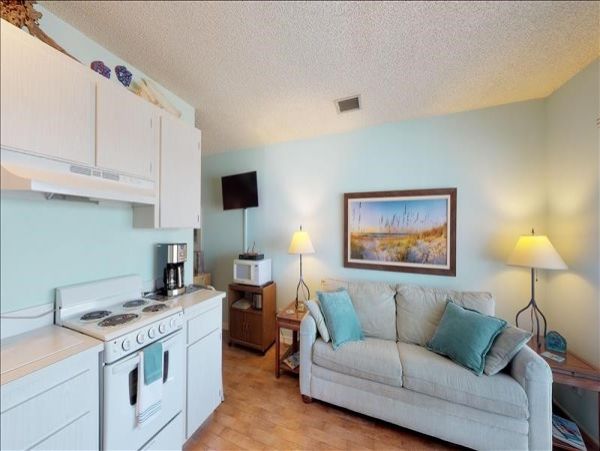 Naples Condo 1010841