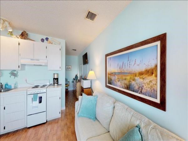 Naples Condo 1010841