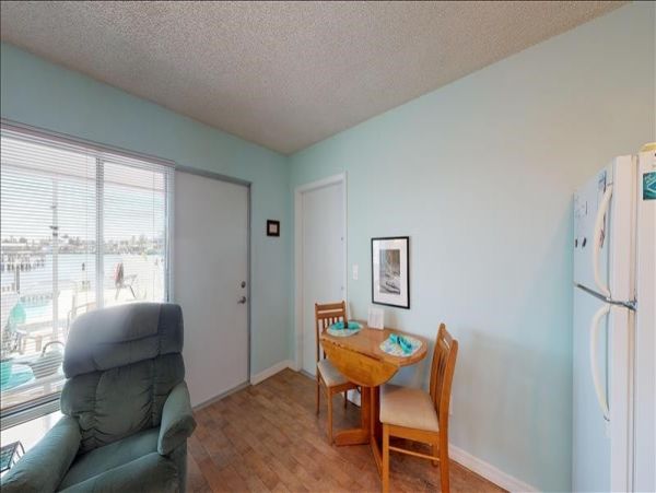 Naples Condo 1010841