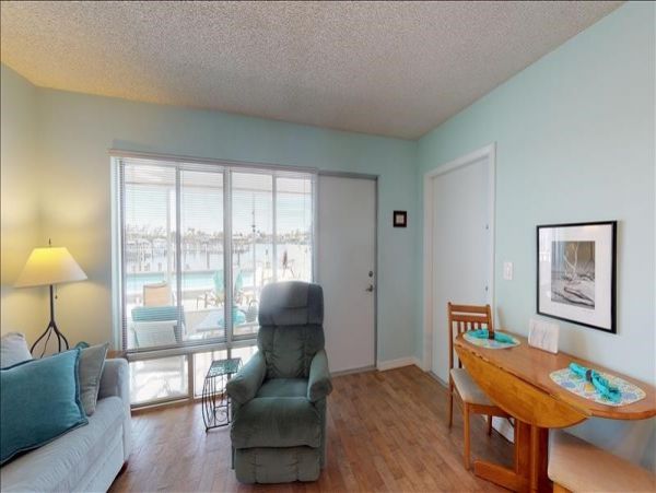 Naples Condo 1010841