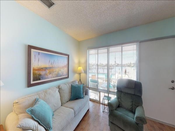 Naples Condo 1010841