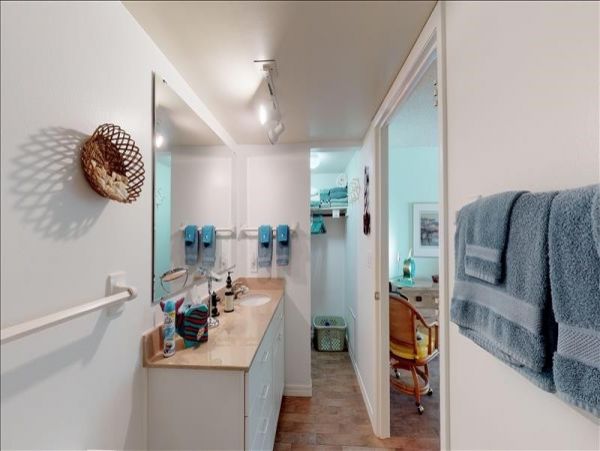 Naples Condo 1010841