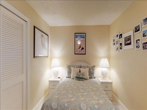 Naples Condo 1010842
