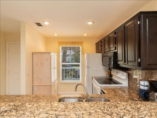 Naples Condo 1010843
