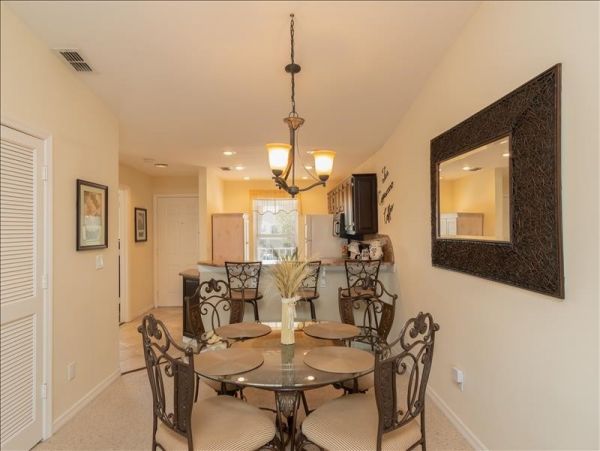 Naples Condo 1010843