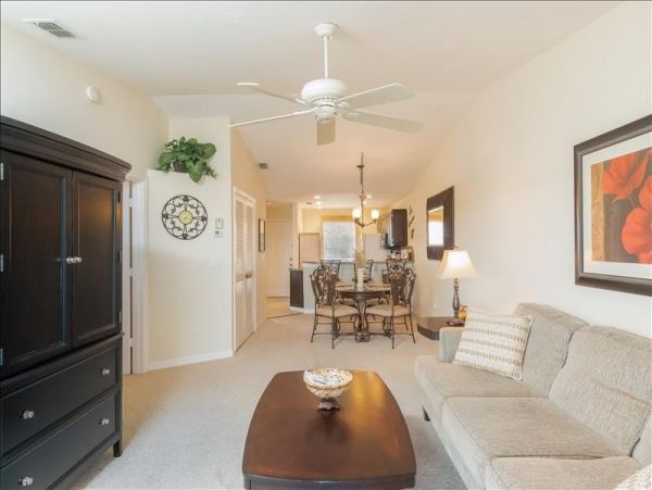 Naples Condo 1010843