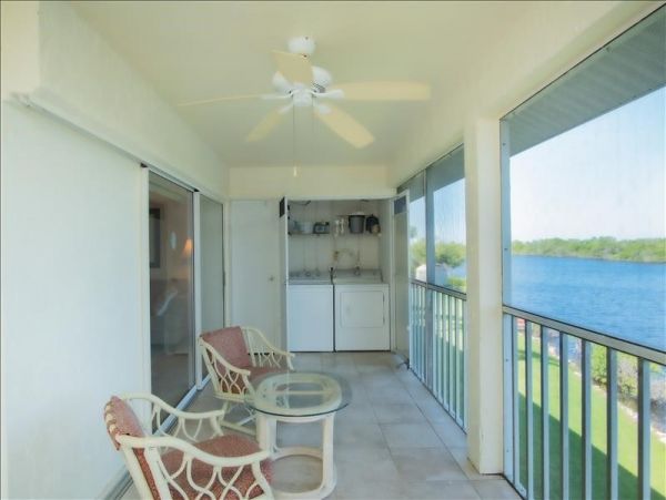Naples Condo 1010843