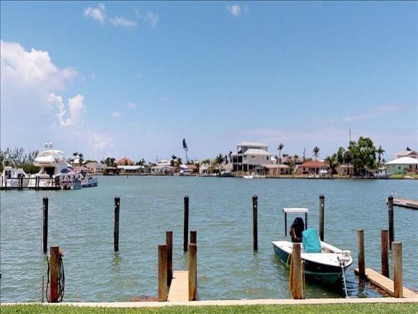 Naples Vacation Condo One Bedroom