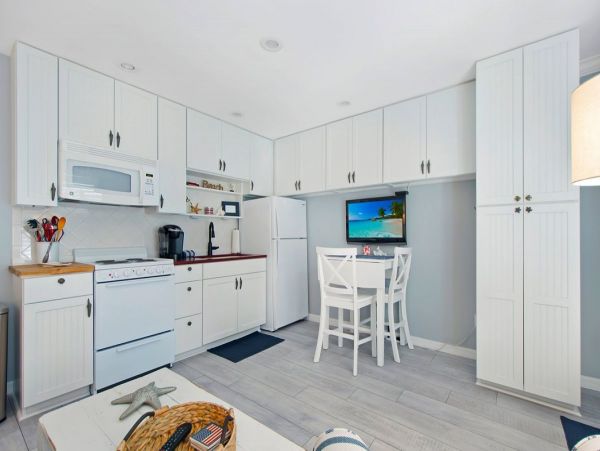 Naples Vacation Condo One Bedroom