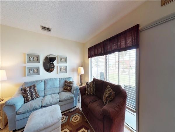 Naples Condo 1010845