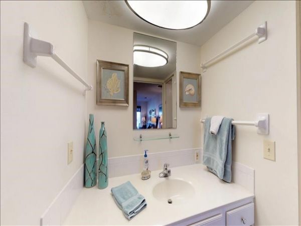 Naples Condo 1010845