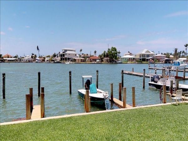 Naples Condo 1010846