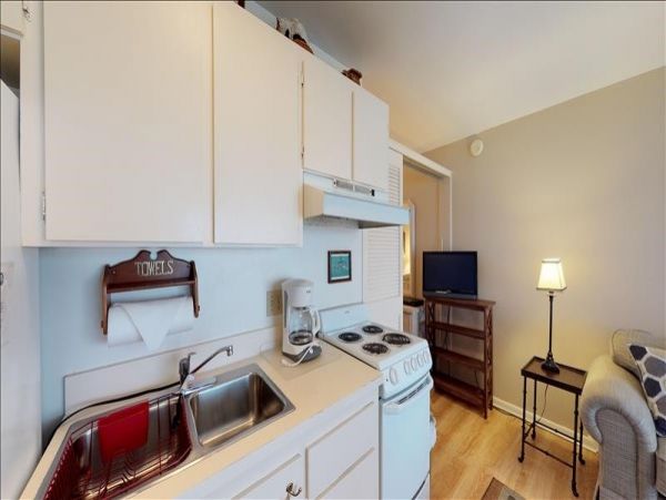 Naples Condo 1010847