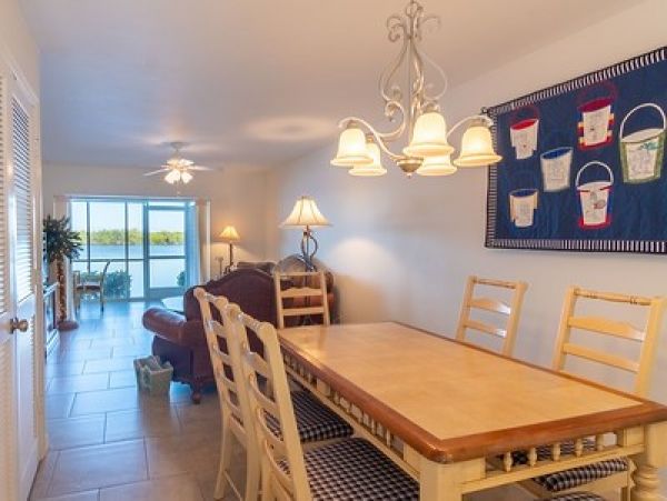 Naples Condo 1010848