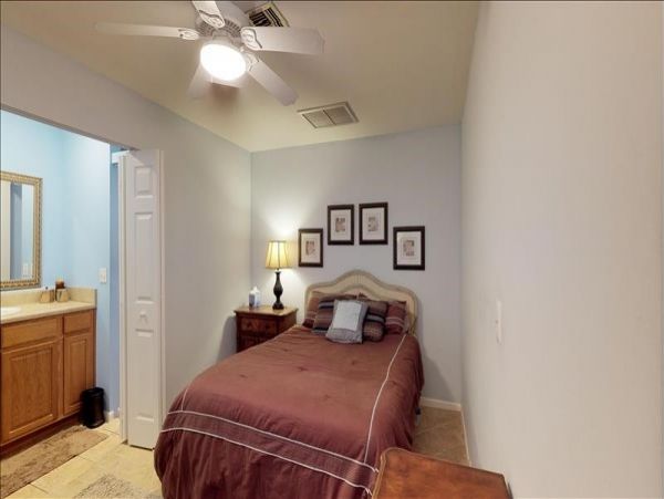 Naples Condo 1010849