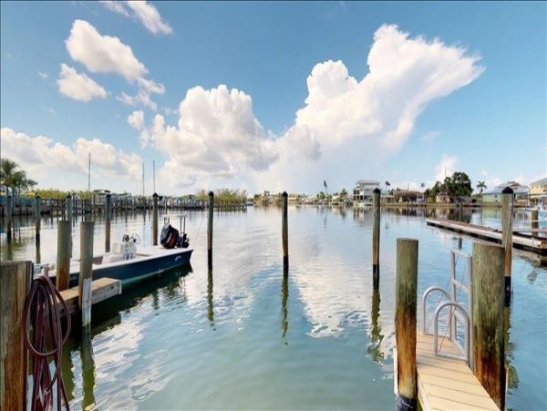 Naples Condo 1010850