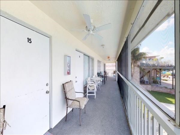Naples Condo 1010850