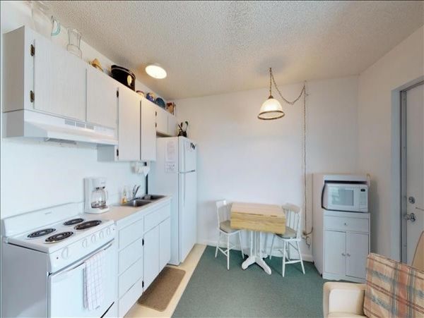 Naples Condo 1010850