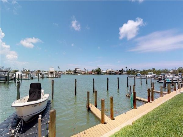 Naples Condo 1010851