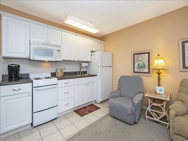 Naples Condo 1010851