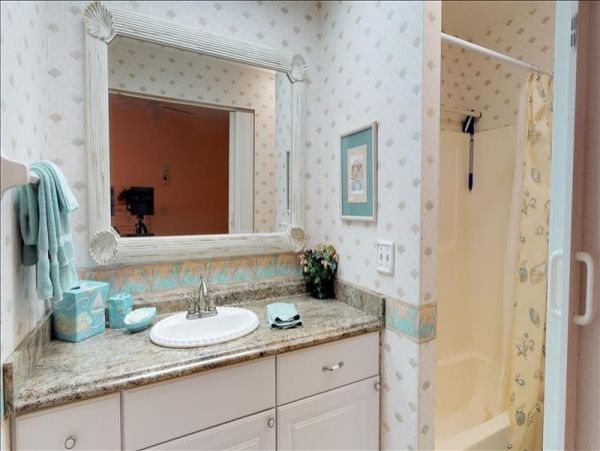 Naples Condo 1010851