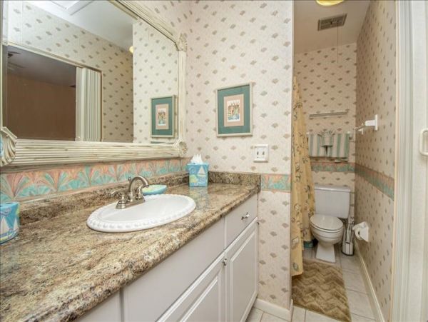 Naples Condo 1010851