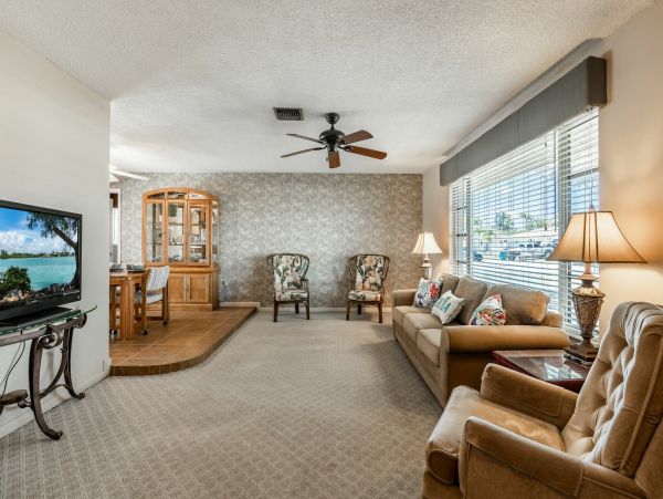 Cape Coral Home 1010854