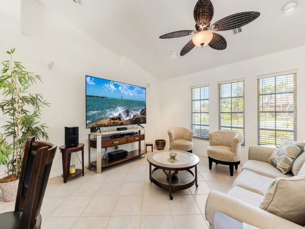 Cape Coral Home 1010855