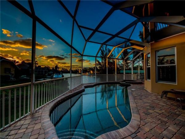Cape Coral Vacation Pool Home Four Bedrooms