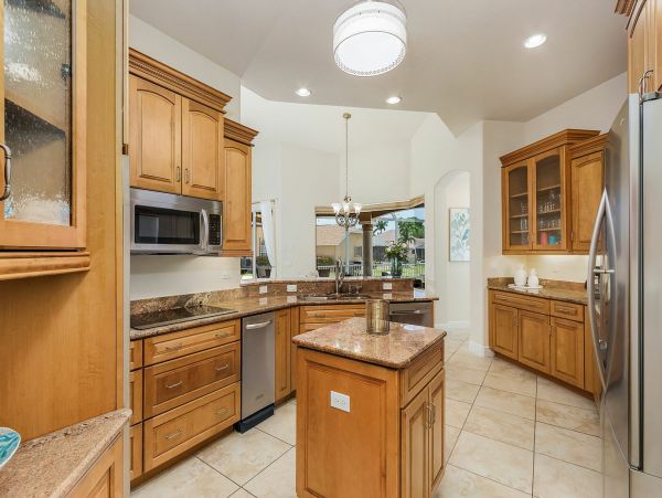 Cape Coral Vacation Pool Home Four Bedrooms
