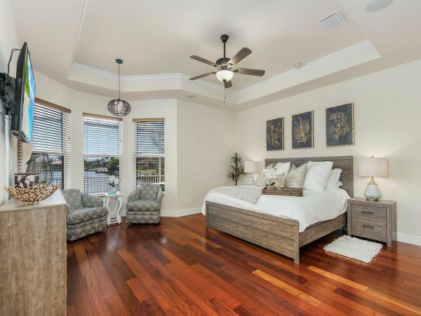 Cape Coral Vacation Pool Home Four Bedrooms