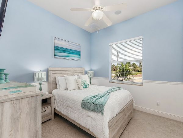 Cape Coral Vacation Pool Home Four Bedrooms