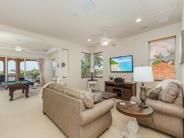 Cape Coral Vacation Pool Home Four Bedrooms