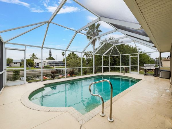 Cape Coral Vacation Pool Home Four Bedroom
